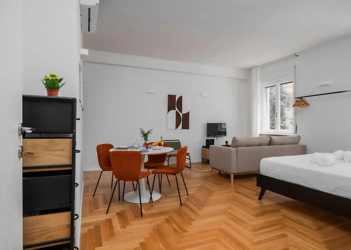 Palazzo Piazza Cavour-zen62 Apartment *