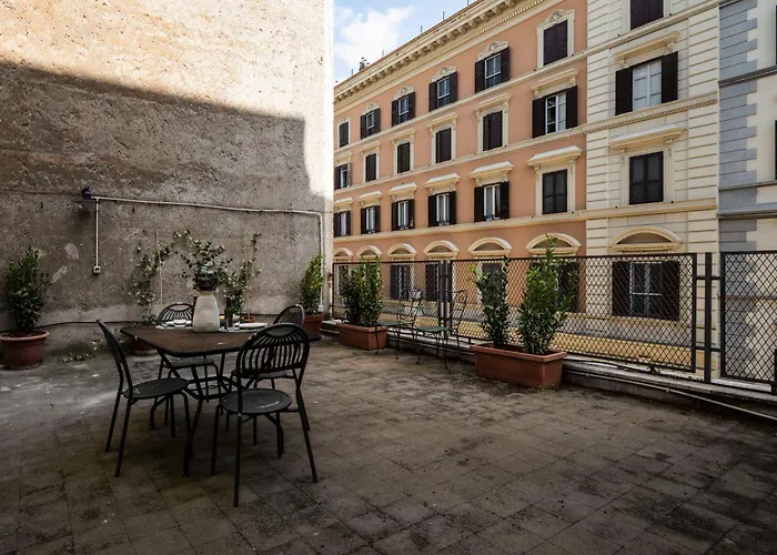 Palazzo Piazza Cavour-zen62 * Rom
